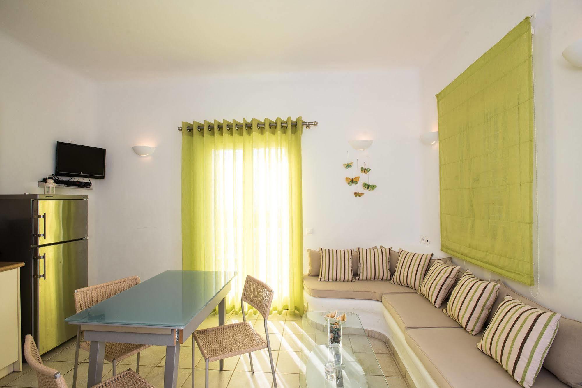 Villa Nireas Platys Gialos  Exterior photo
